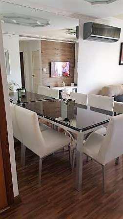 Apartamento com 2 Quartos à Venda, 68 m² por R$ 415.000