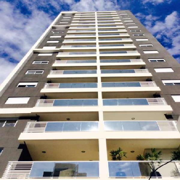 Apartamento com 2 Quartos à Venda, 70 m² por R$ 720.000