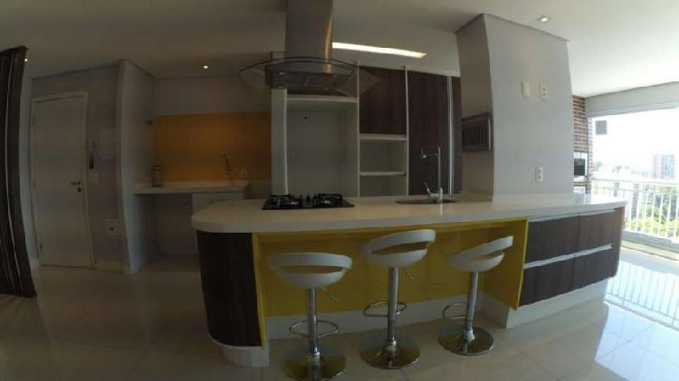 Apartamento com 2 Quartos à Venda, 74 m² por R$ 450.000