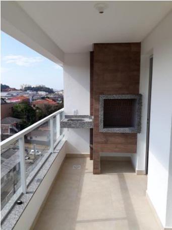 Apartamento com 2 Quartos à Venda, 76 m² por R$ 230.000