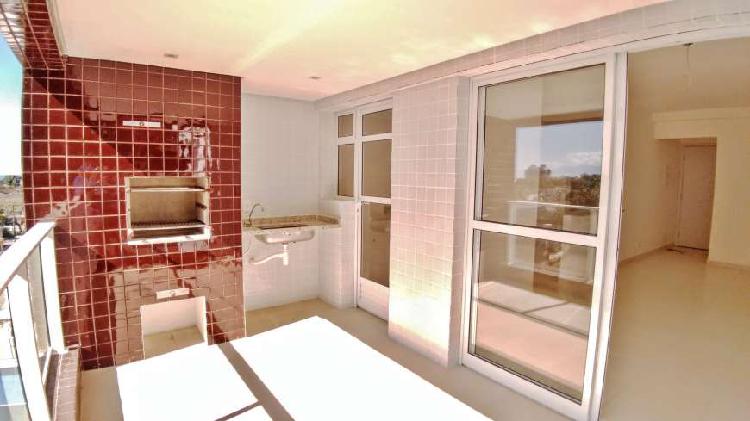 Apartamento com 2 Quartos à Venda, 78 m² por R$ 450.000