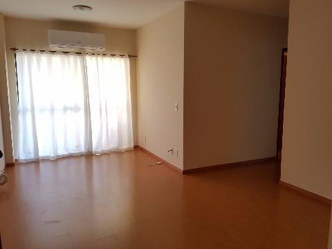 Apartamento com 2 Quartos à Venda, 80 m² por R$ 370.000