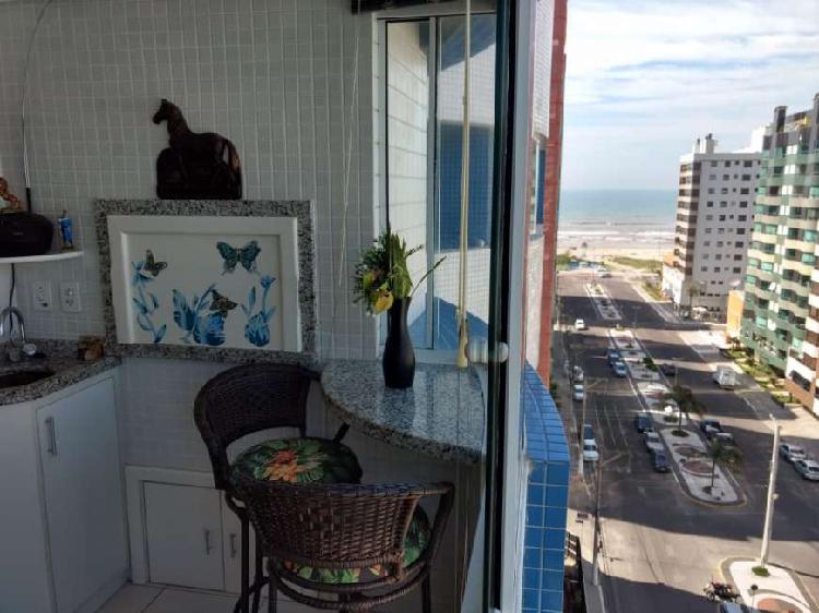 Apartamento com 2 Quartos à Venda, 85 m² por R$ 415.000