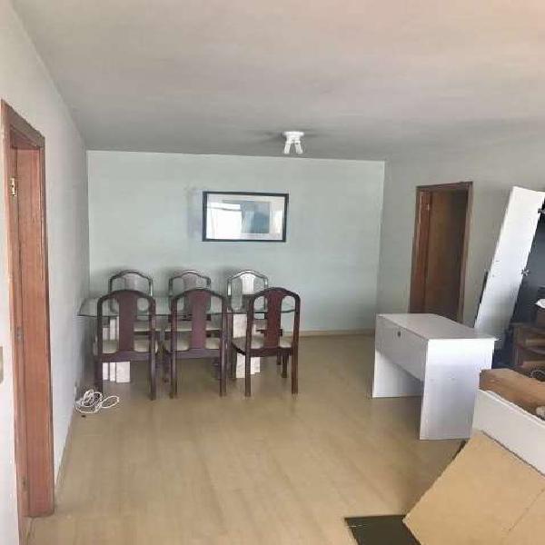 Apartamento com 2 Quartos à Venda, 85 m² por R$ 420.000
