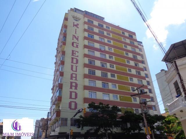 Apartamento com 2 Quartos à Venda, 90 m² por R$ 280.000