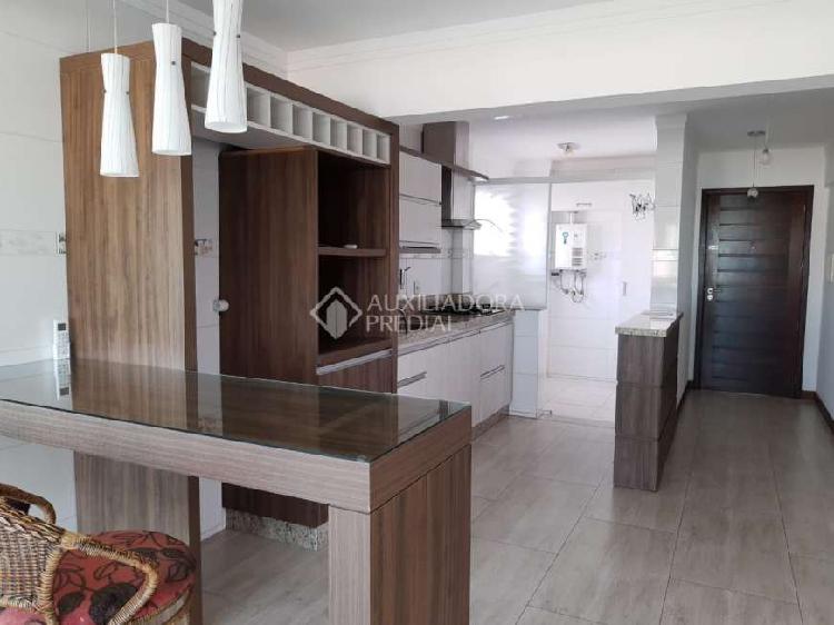 Apartamento com 2 Quartos à Venda, 93 m² por R$ 495.000