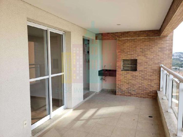 Apartamento com 2 Quartos à Venda, 94 m² por R$ 850.000