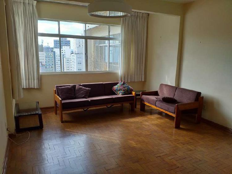 Apartamento com 2 Quartos para Alugar, 130 m² por R$
