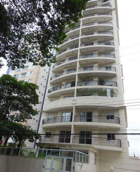 Apartamento com 3 Quartos à Venda, 106 m² por R$ 485.000