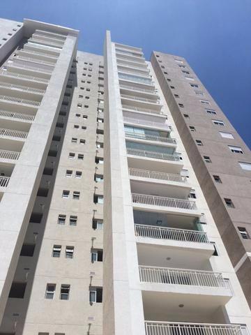 Apartamento com 3 Quartos à Venda, 107 m² por R$ 570.000