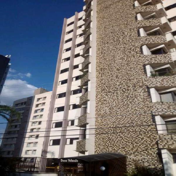 Apartamento com 3 Quartos à Venda, 114 m² por R$ 450.000