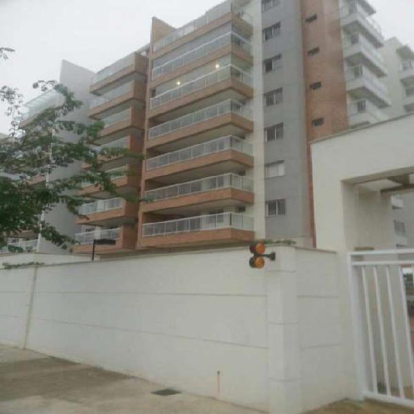 Apartamento com 3 Quartos à Venda, 120 m² por R$ 990.000