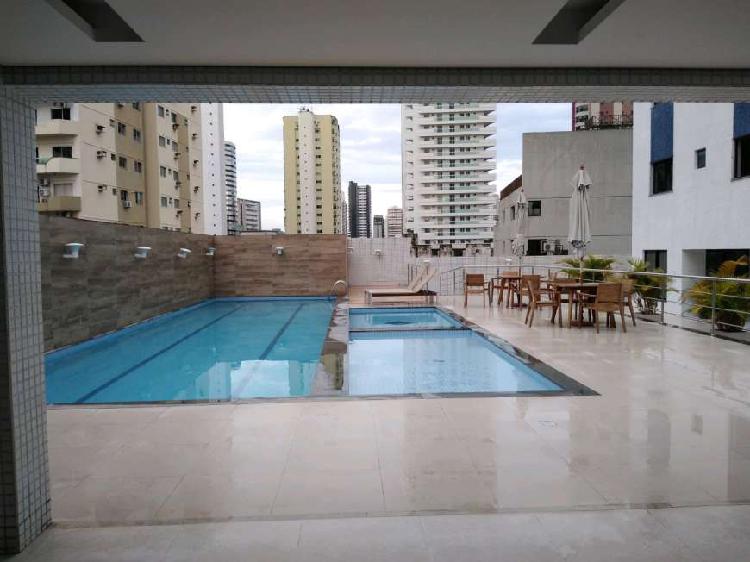 Apartamento com 3 Quartos à Venda, 172 m² por R$ 1.300.000