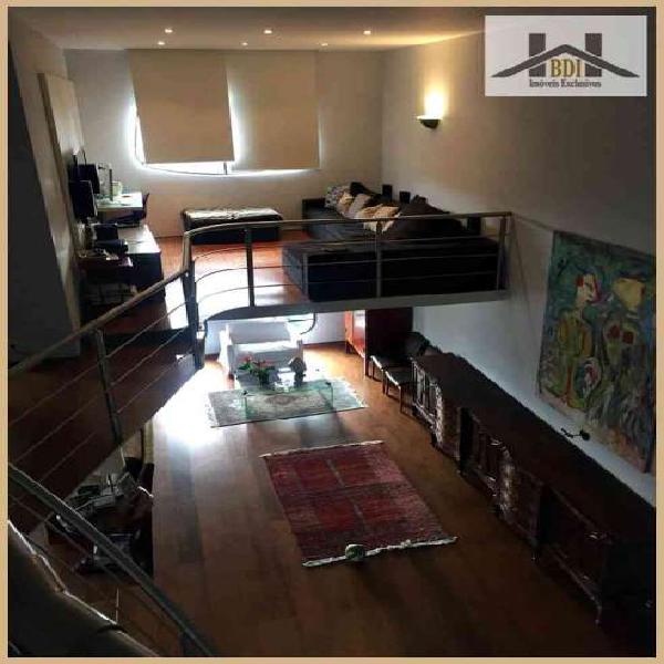 Apartamento com 3 Quartos à Venda, 225 m² por R$ 742.000