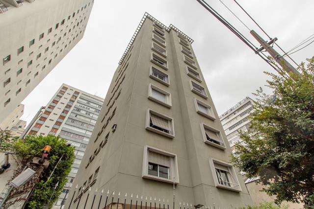 Apartamento com 3 Quartos à Venda, 239 m² por R$ 1.835.000