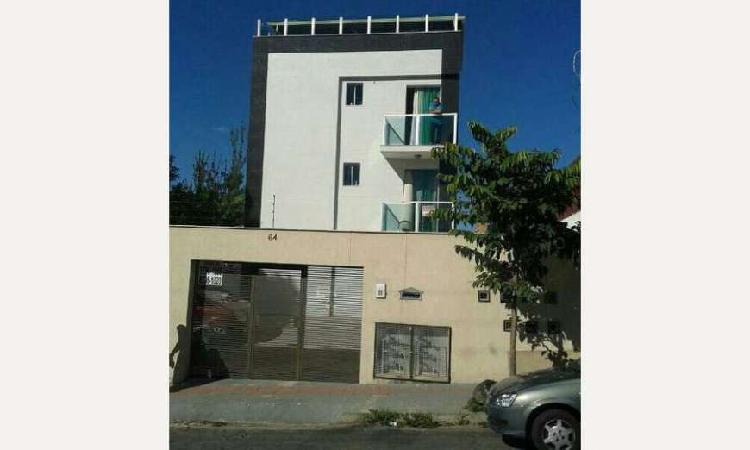 Apartamento com 3 Quartos à Venda, 64 m² por R$ 236.000