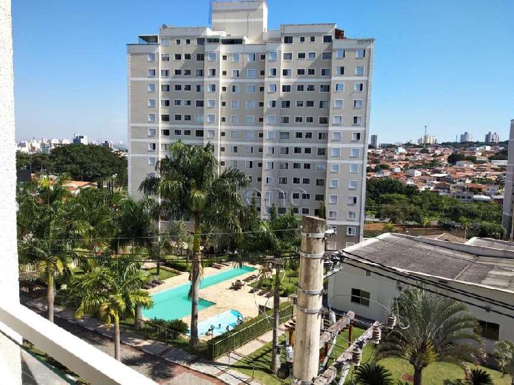 Apartamento com 3 Quartos à Venda, 64 m² por R$ 299.000
