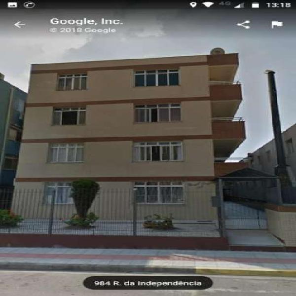 Apartamento com 3 Quartos à Venda, 76 m² por R$ 191.000