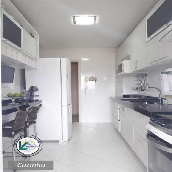 Apartamento com 3 Quartos à Venda, 83 m² por R$ 468.000