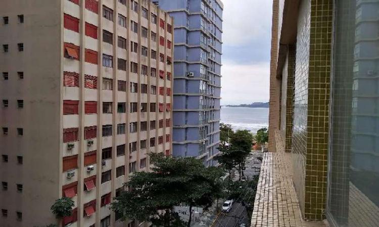 Apartamento com 3 Quartos à Venda, 84 m² por R$ 390.000