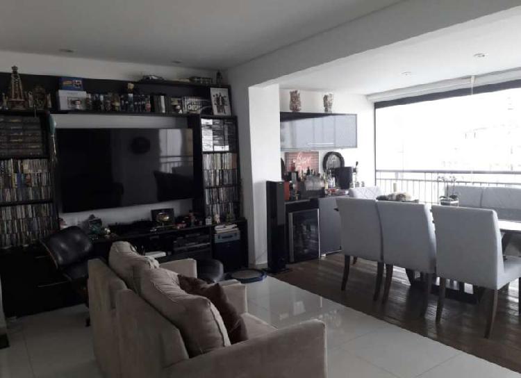 Apartamento com 3 Quartos à Venda, 86 m² por R$ 1.450.000