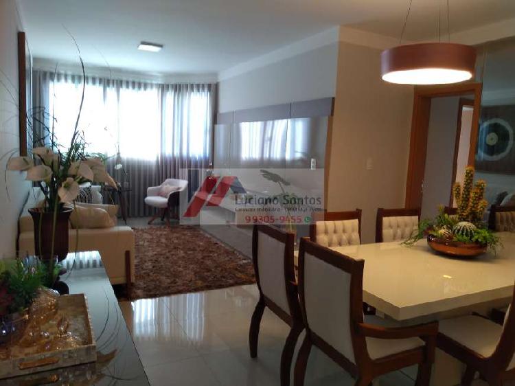 Apartamento com 3 Quartos à Venda, 89 m² por R$ 320.000