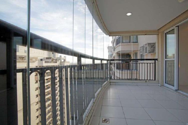Apartamento com 3 Quartos à Venda, 90 m² por R$ 807.500