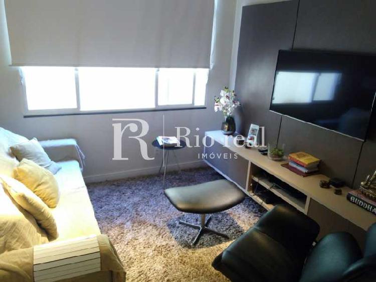 Apartamento com 3 Quartos à Venda, 94 m² por R$ 2.350.000