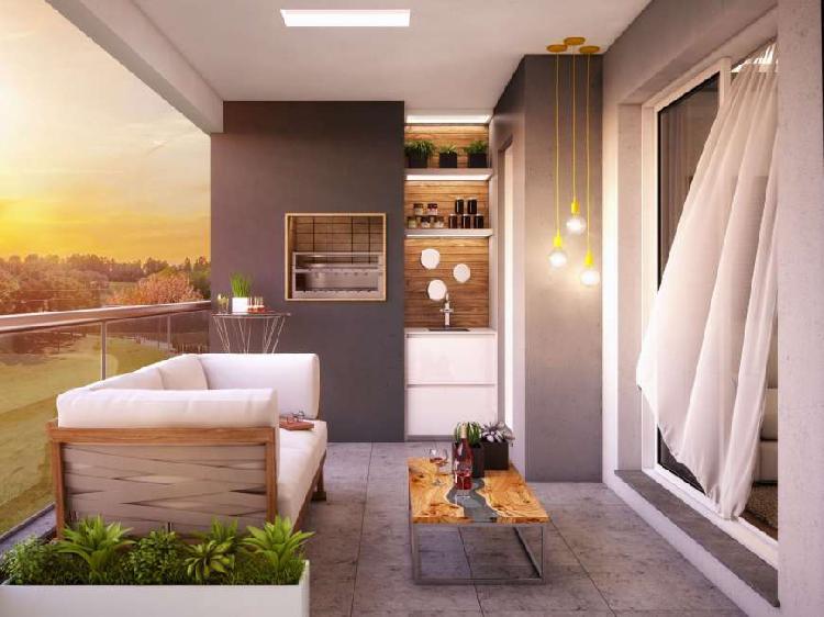 Apartamento com 3 Quartos à Venda, 97 m² por R$ 370.000