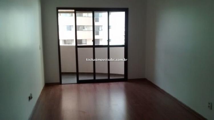 Apartamento com 3 Quartos para Alugar, 105 m² por R$
