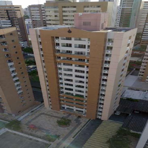 Apartamento com 4 Quartos à Venda, 126 m² por R$ 494.900