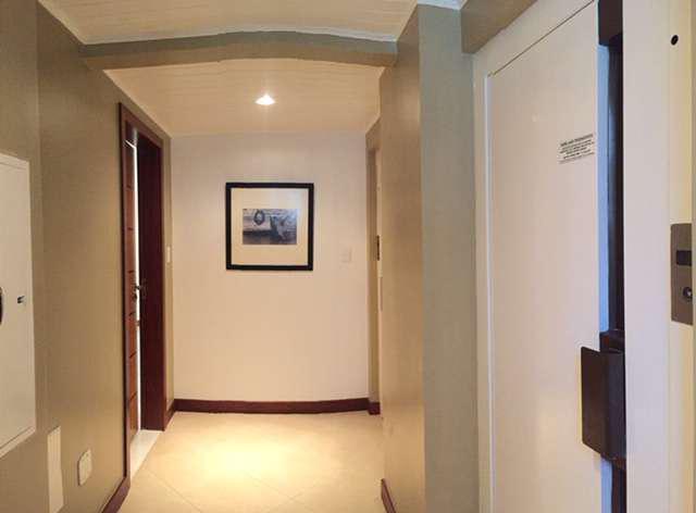 Apartamento com 4 Quartos à Venda, 171 m² por R$ 890.000