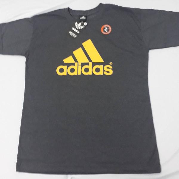 Camiseta Adidas Cinza