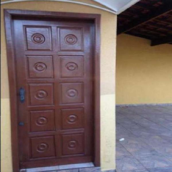 Casa com 1 Quarto para Alugar, 77 m² por R$ 1.300/Mês COD.