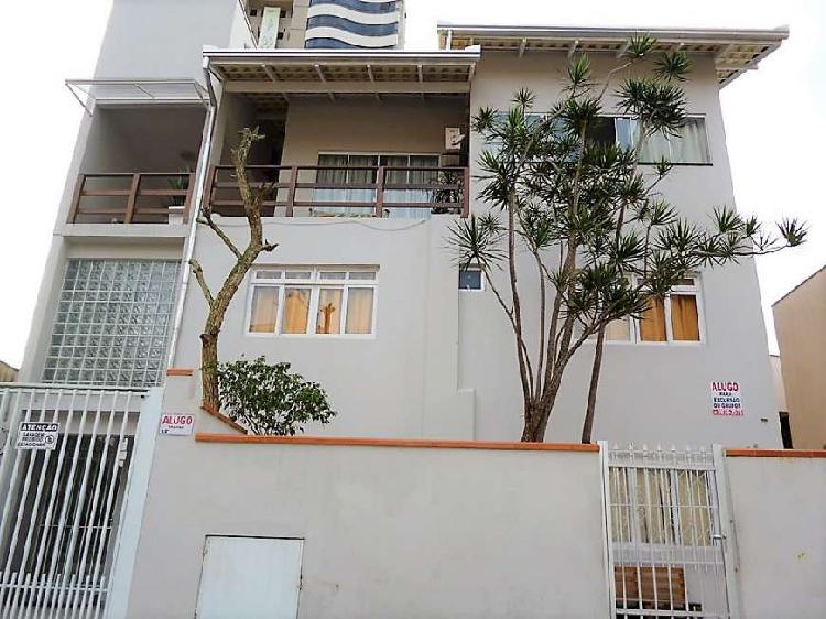 Casa com 12 Quartos para Alugar, 200 m² por R$ 500/Dia COD.