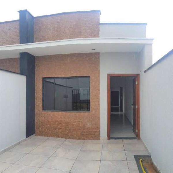 Casa com 2 Quartos à Venda, 59 m² por R$ 169.000 COD.