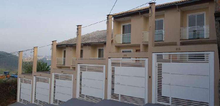 Casa com 2 Quartos à Venda, 76 m² por R$ 230.000 COD. 2