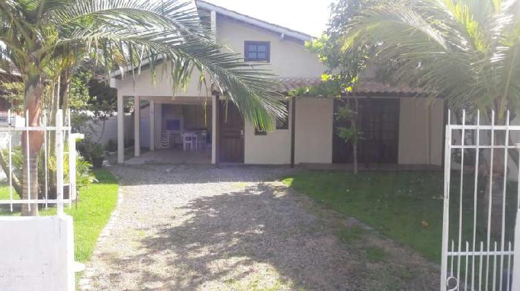 Casa com 2 Quartos à Venda, 80 m² por R$ 350.000 COD.