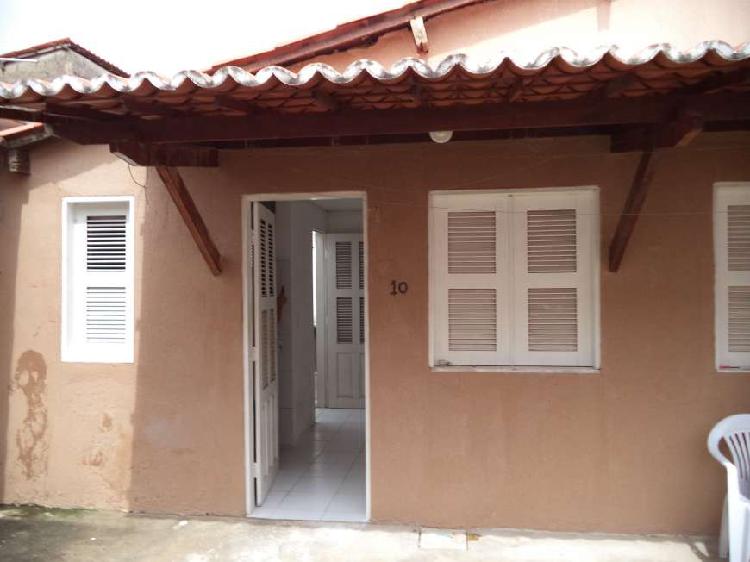 Casa com 2 Quartos para Alugar, 32 m² por R$ 400/Mês COD.