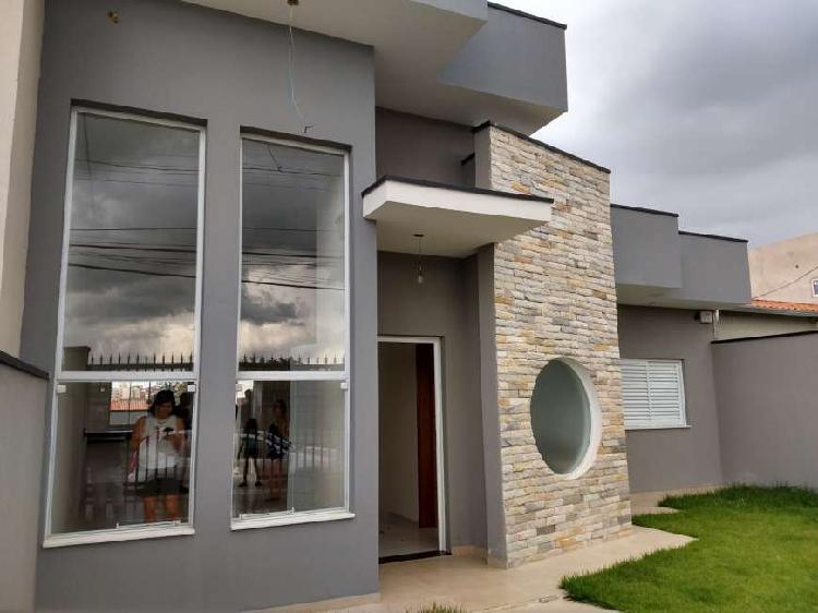 Casa com 3 Quartos à Venda, 120 m² por R$ 520.000 COD.