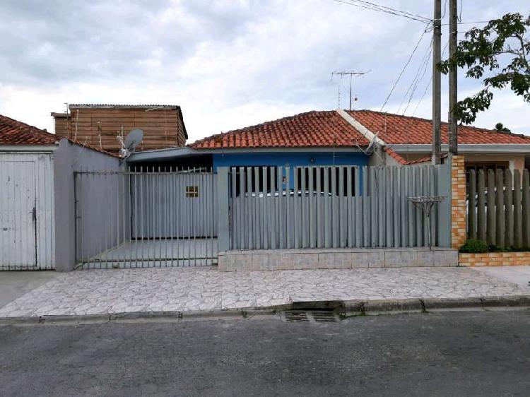 Casa com 3 Quartos à Venda, 84 m² por R$ 230.000 COD. 2135