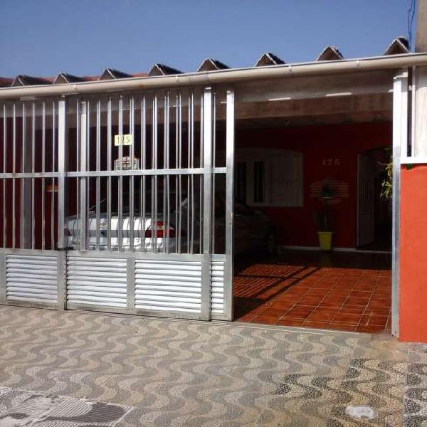 Casa com 3 Quartos à Venda, 85 m² por R$ 280.000 COD. 2044