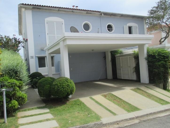 Casa com 3 Quartos para Alugar, 155 m² por R$ 4.000/Mês