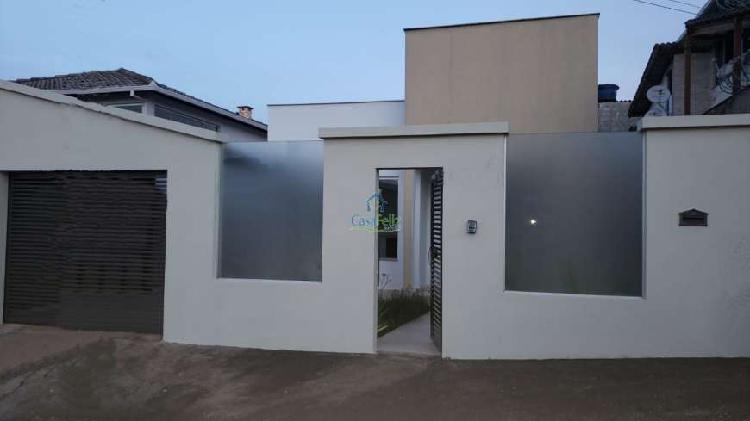 Casa com 3 Quartos para Alugar, 80 m² por R$ 1.500/Mês
