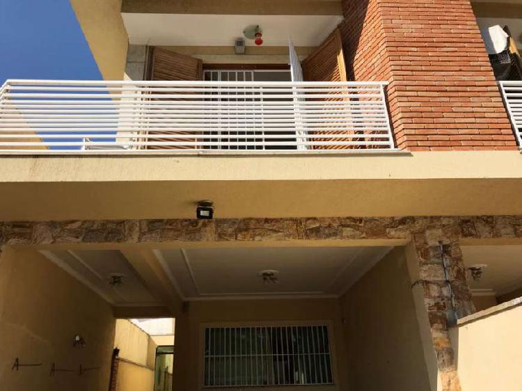Casa com 4 Quartos à Venda, 200 m² por R$ 950.000 COD. 162