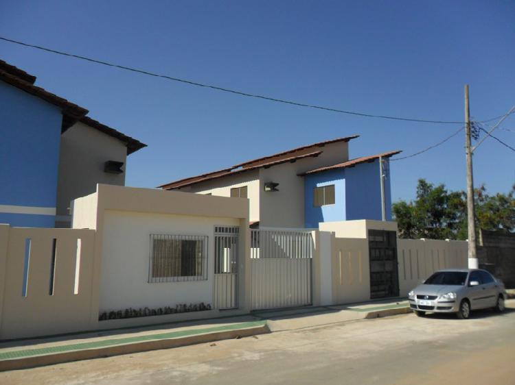 Casa de Condomínio com 2 Quartos à Venda, 70 m² por R$