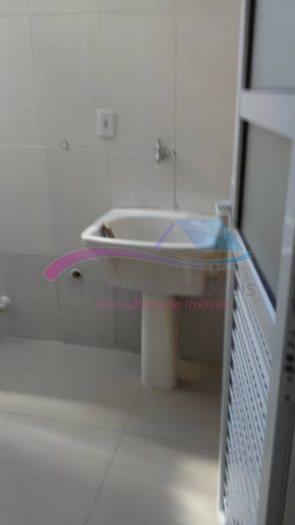 Casa de Condomínio com 2 Quartos para Alugar, 58 m² por R$