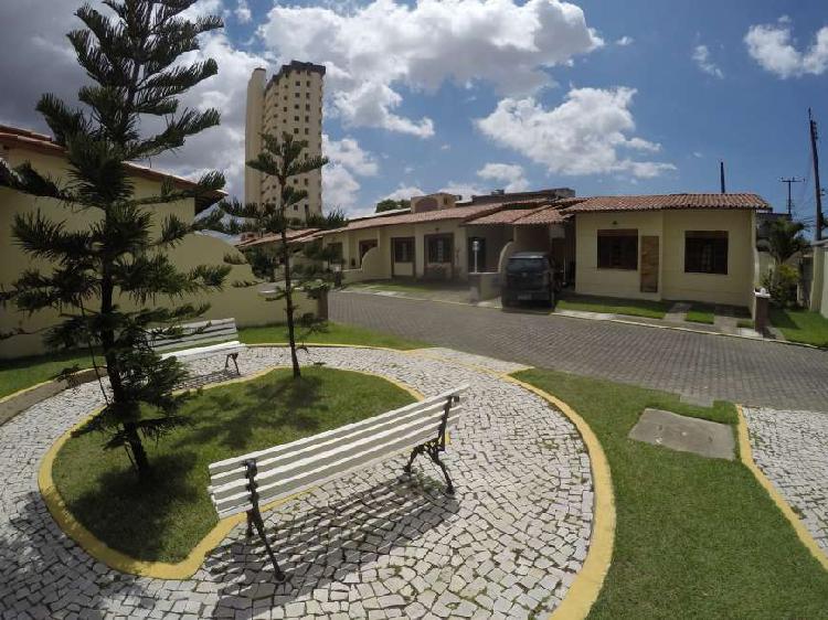 Casa de Condomínio com 3 Quartos à Venda, 95 m² por R$