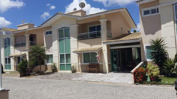 Casa de Condomínio com 4 Quartos à Venda, 192 m² por R$