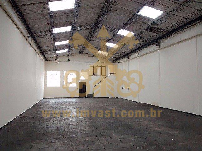 Galpão/Depósito/Armazém para Alugar, 320 m² por R$